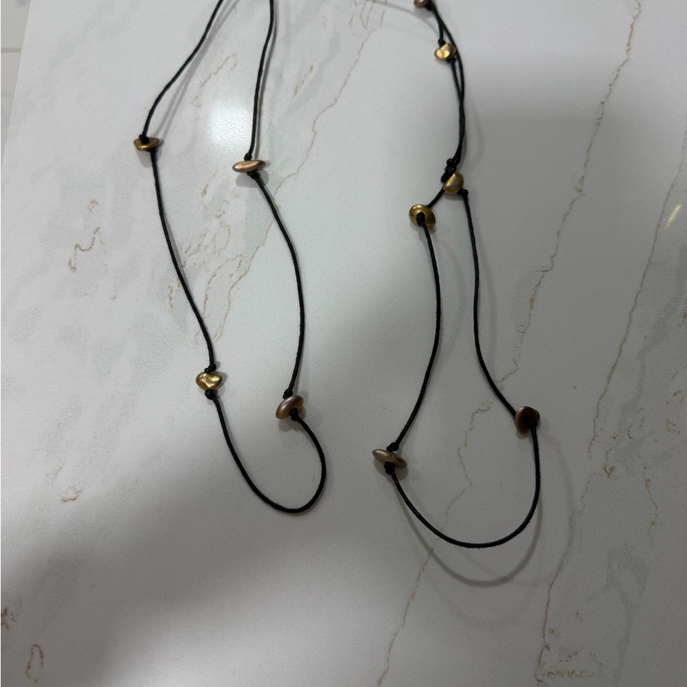 Elegant Black and Gold Women's Necklace